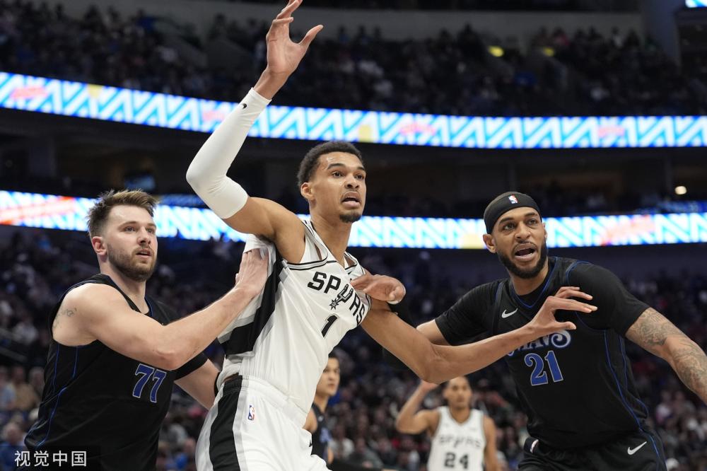 表现出色 表现出色